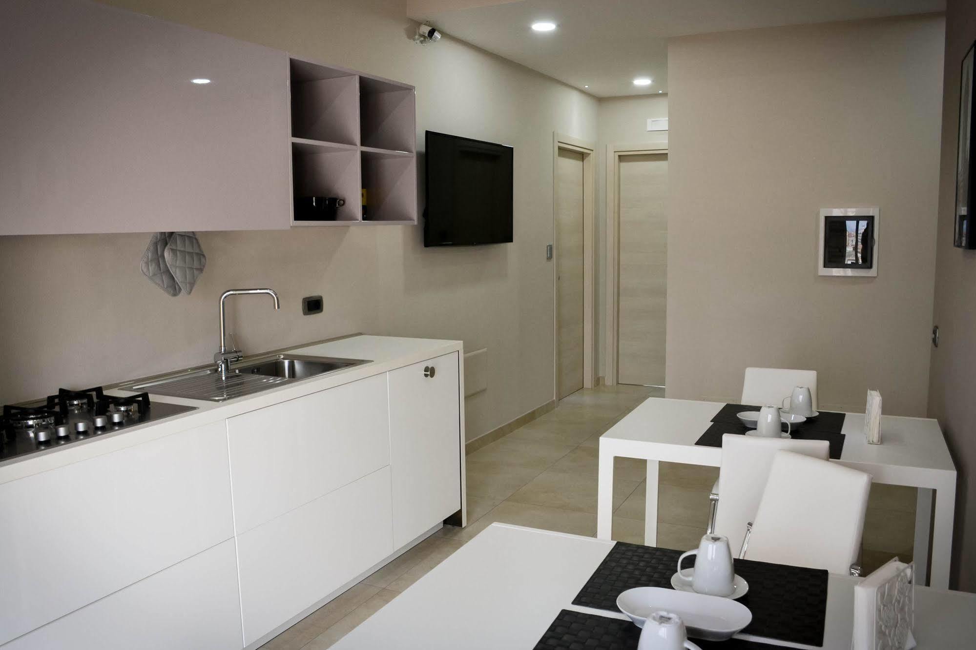 Brain Rooms & Suite Pagani Exterior photo